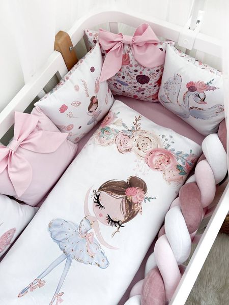 Комплект в кроватку с большими рисунками "Балеринка" 1008 фото
